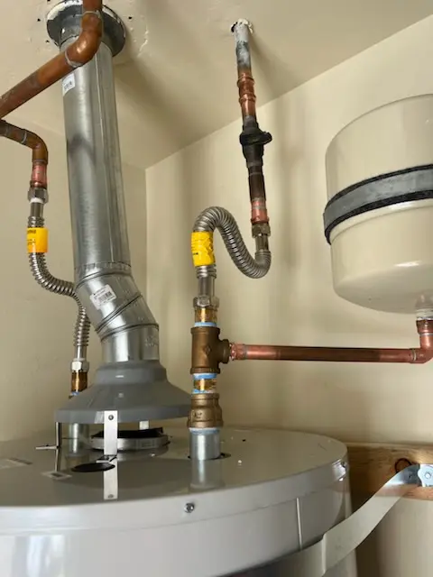 Water heater installation and plumbing repair in Grosse Pointe Farms